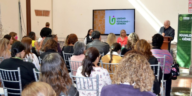 PODER EJECUTIVO REALIZARÁ FORO SOBRE VIOLENCIA Y MENOPAUSIA