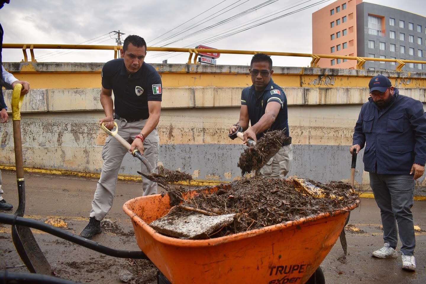 Reacción inmediata del Gobierno de la Capital para restablecer la movilidad de la ciudad