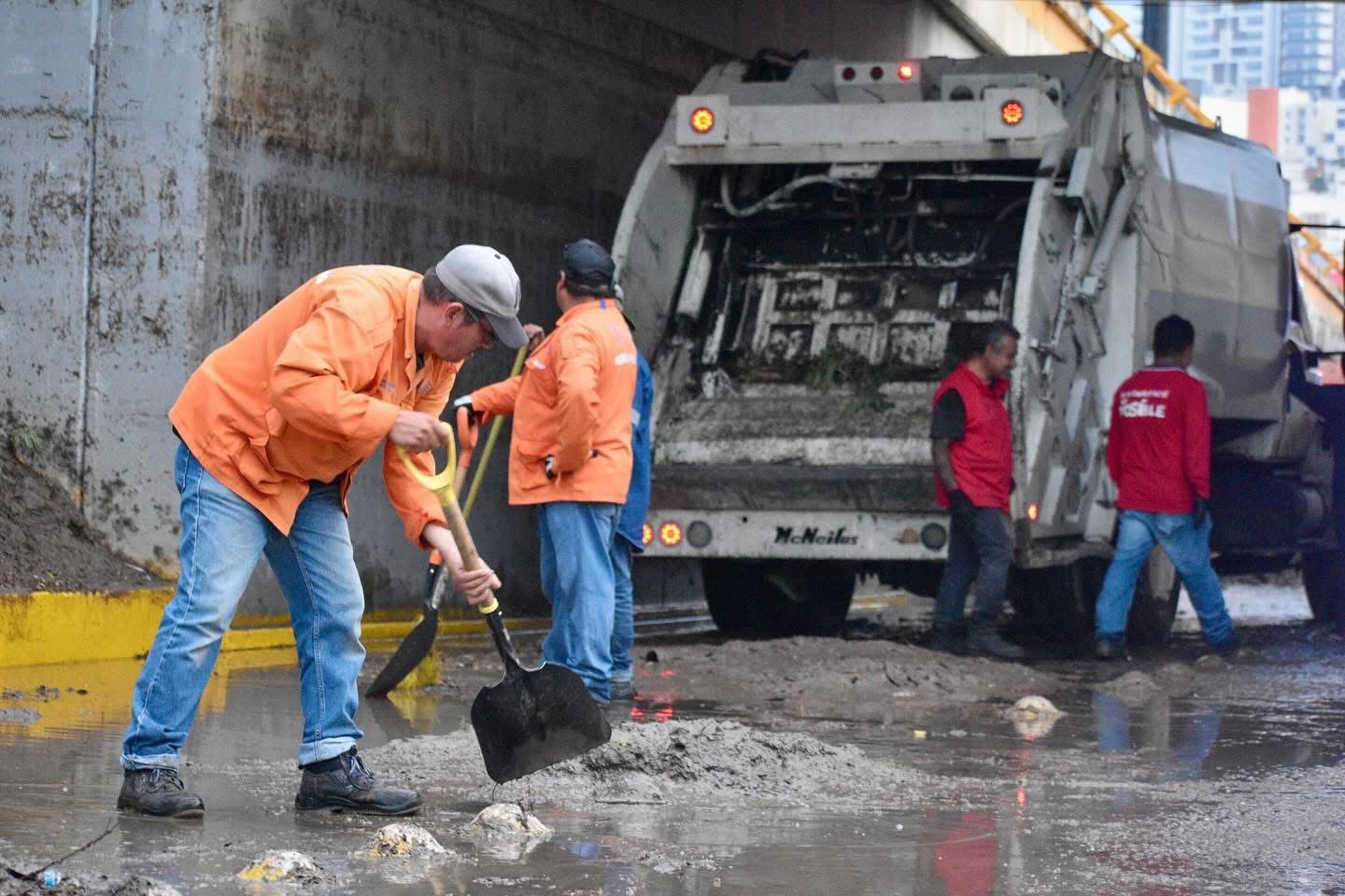 Reacción inmediata del Gobierno de la Capital para restablecer la movilidad de la ciudad