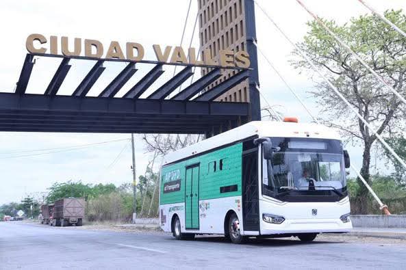 MIL MILLONES DE PESOS PARA OBRAS EN LA HUASTECA: RICARDO GALLARDO