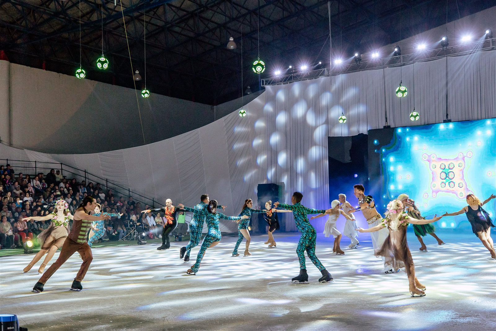 FENAPO 2025 TRAERÁ UN ESPECTÁCULO INTERNACIONAL DE PATINAJE SOBRE HIELO