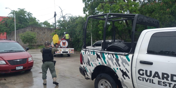 GUARDIA CIVIL ESTATAL REALIZA IMPORTANTE AYUDA HUMANITARIA EN LA REGIÓN HUASTECA