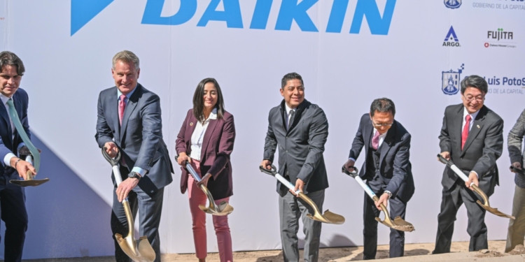 CON RICARDO GALLARDO VALOR DE EXPORTACIONES CRECE 68 POR CIENTO