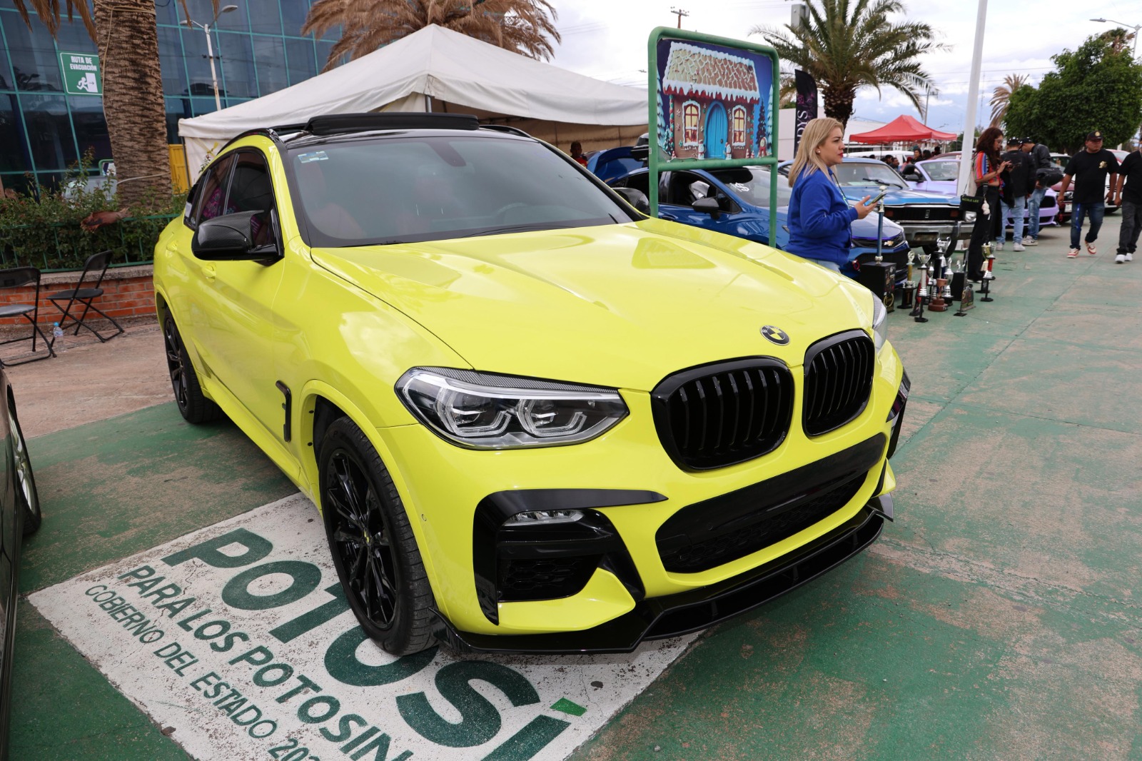 EXPOSICIÓN CANINA Y EXHIBICIÓN DE AUTOS DIERON VIDA A LA FENAPO EL FIN DE SEMANA