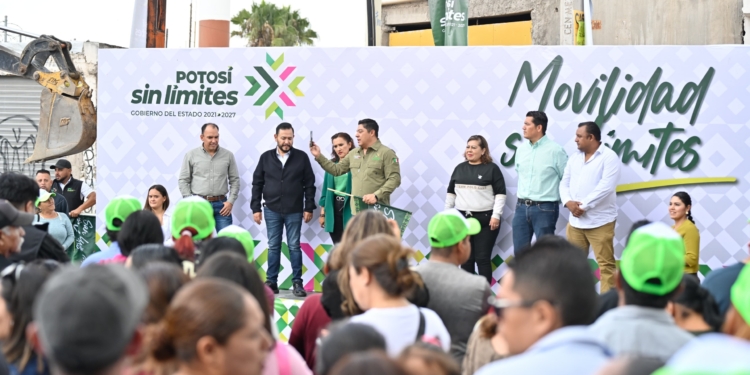 INICIA RICARDO GALLARDO RECONSTRUCCIÓN DE PROLONGACIÓN MOCTEZUMA