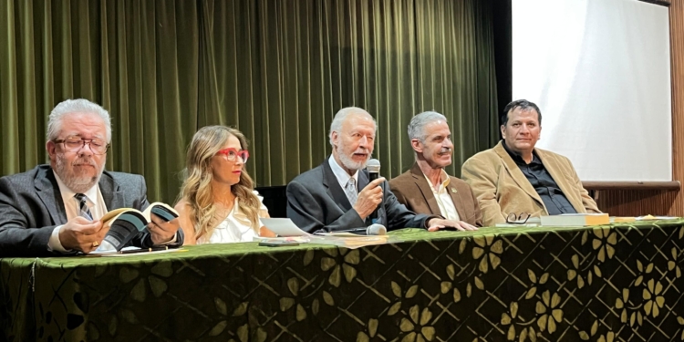 *LIBRO SOBRE EL MAGNICIDIO DEL EXGOBERNADOR POTOSINO JULIÁN DE LOS REYES DESTINARÁ SUS INGRESOS A ATENCIÓN ONCOLÓGICA*