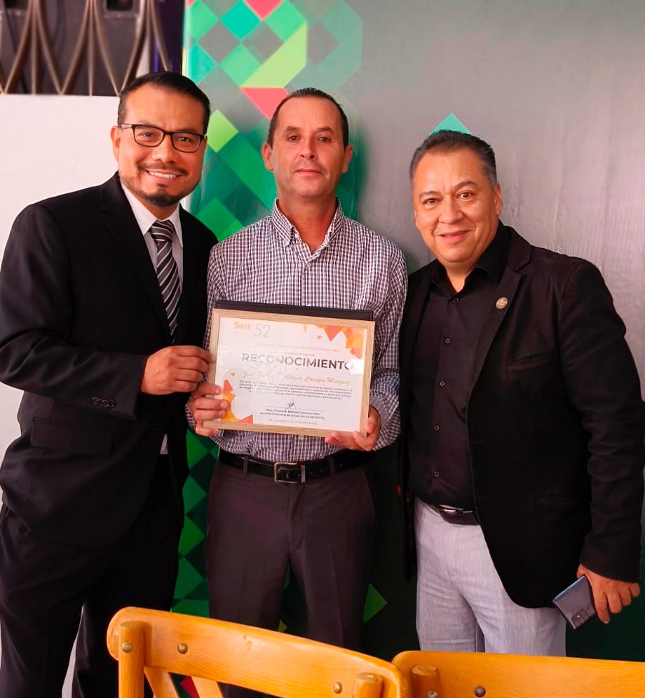 TRABAJADORES DE APOYO Y ASISTENCIA EDUCATIVA DEL SEER SON RECONOCIDOS