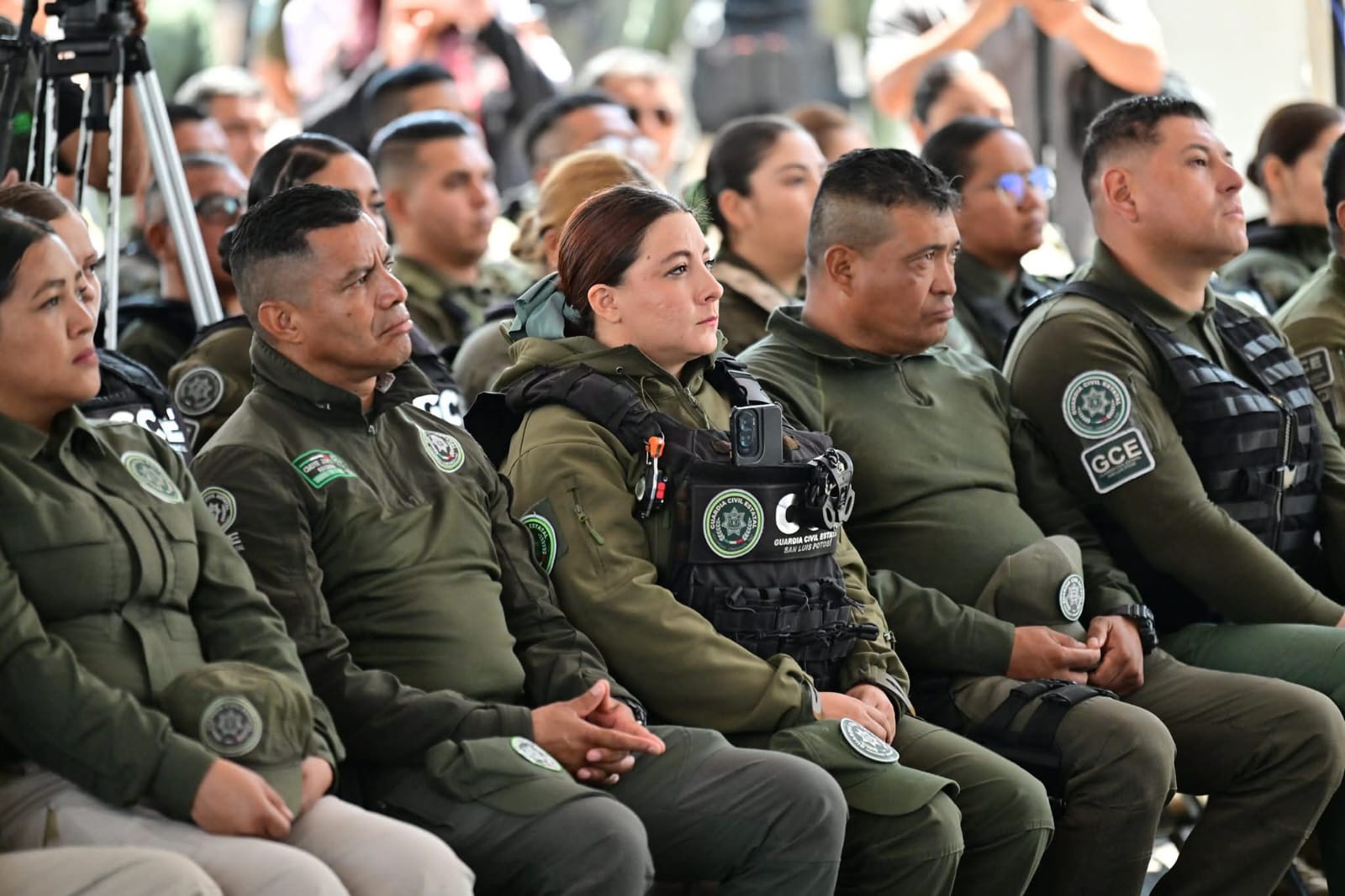 GOBIERNO ASEGURA A BOMBEROS, SOLDADOS Y POLICÍAS QUE SIRVAN A SAN LUIS POTOSÍ