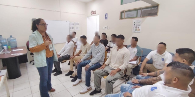 GOBIERNO ESTATAL IMPULSA ATENCIÓN EN SALUD MENTAL EN CENTROS DE REINSERCIÓN