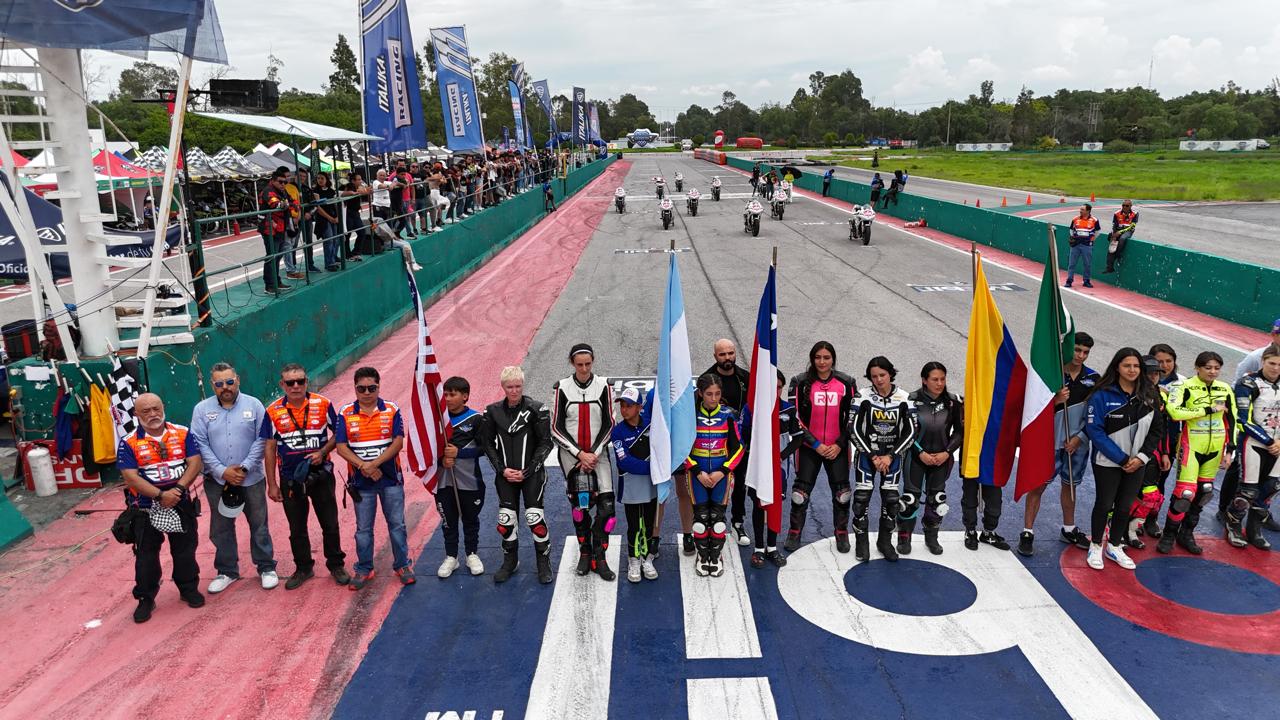 POTOSINOS DISFRUTARON DE PARQUES TANGAMANGA EL FIN DE SEMANA