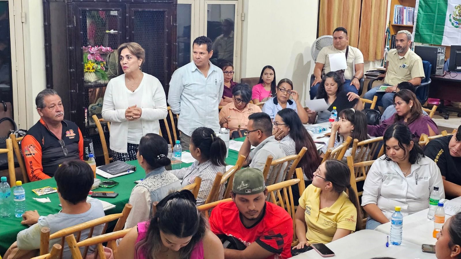 ESTADO CAPACITA A PRESTADORES DE SERVICIOS TURÍSTICOS EN LA HUASTECA