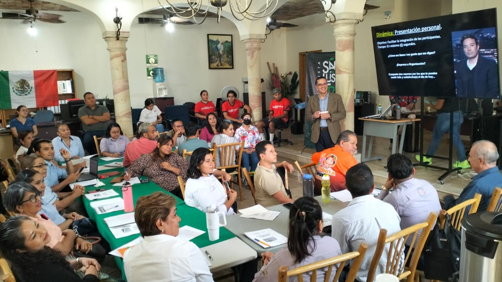 ESTADO CAPACITA A PRESTADORES DE SERVICIOS TURÍSTICOS EN LA HUASTECA