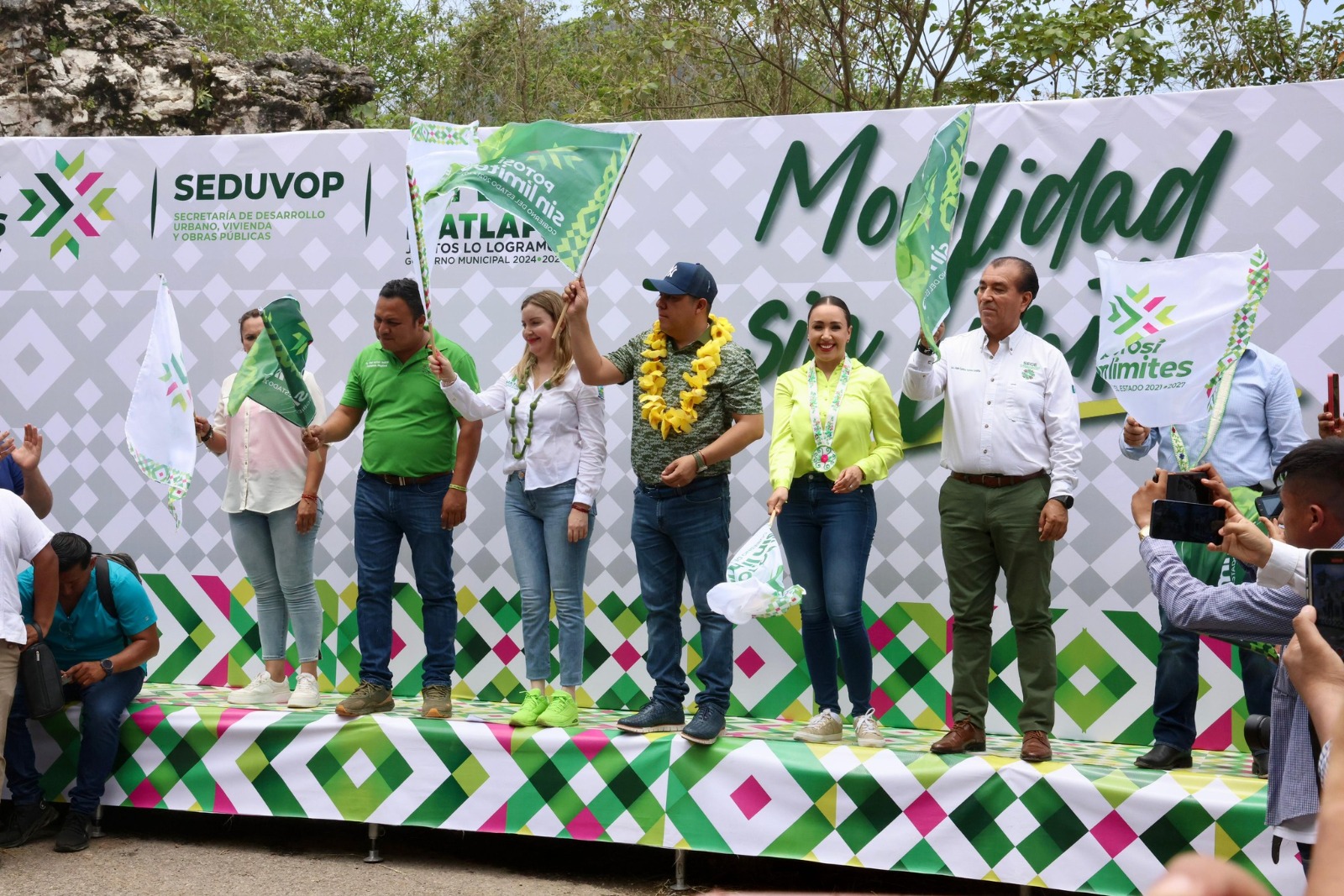 RICARDO GALLARDO SE REÚNE CON ALCALDES PARA IMPULSAR MÁS OBRAS