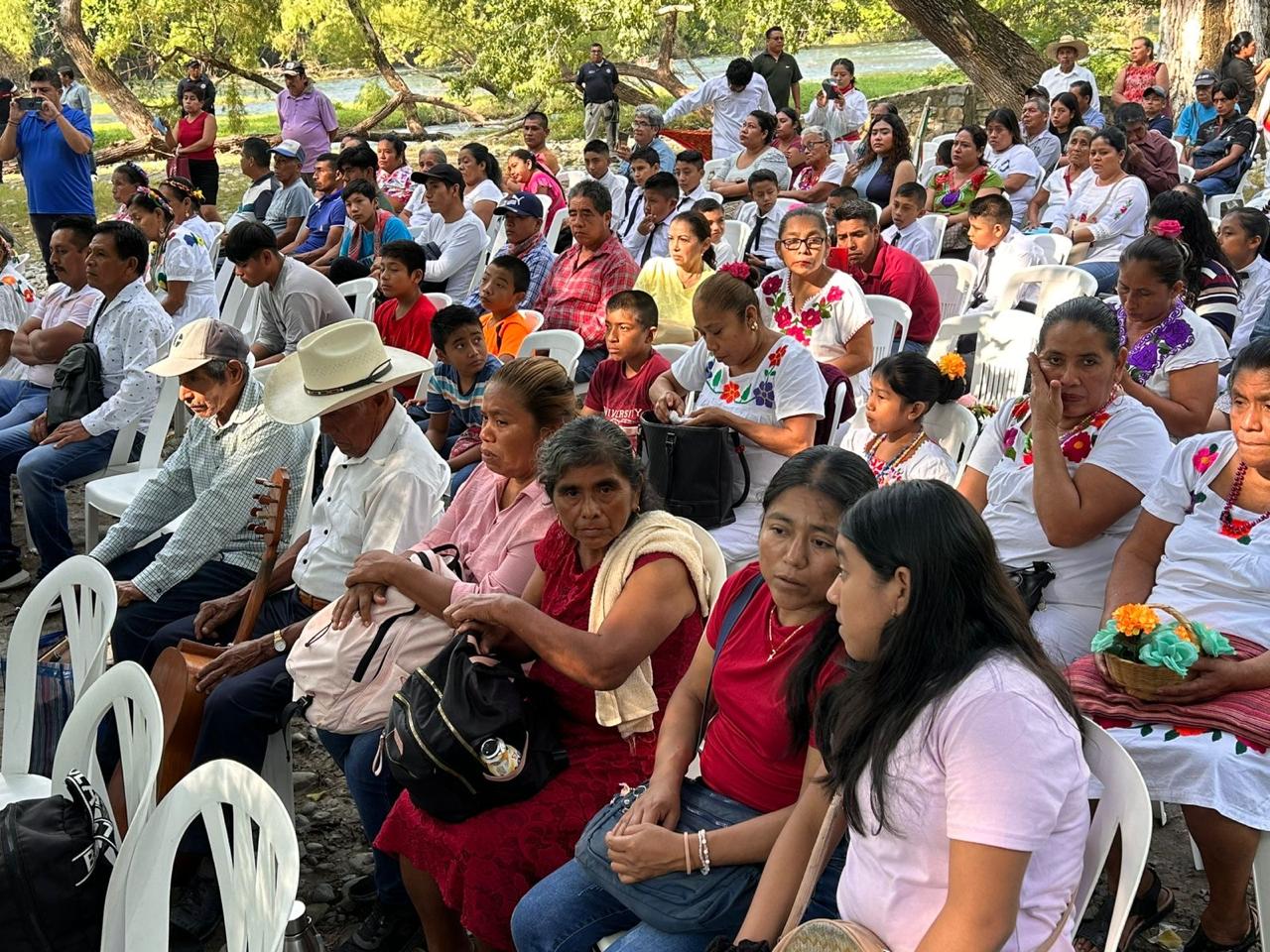CONMEMORAN DIA DE LOS PUEBLOS INDIGENAS EN AXTLA DE TERRAZAS