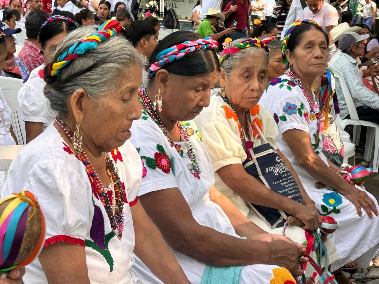 CONMEMORAN DIA DE LOS PUEBLOS INDIGENAS EN AXTLA DE TERRAZAS