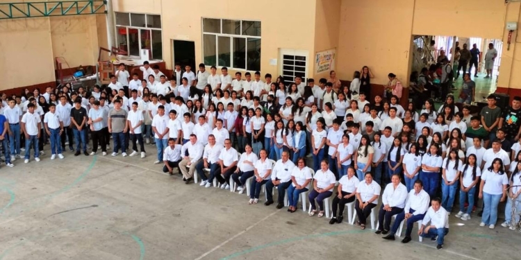 REGRESAN A CLASES MÁS DE 9 MIL ESTUDIANTES DEL NIVEL MEDIO SUPERIOR DEL SEER