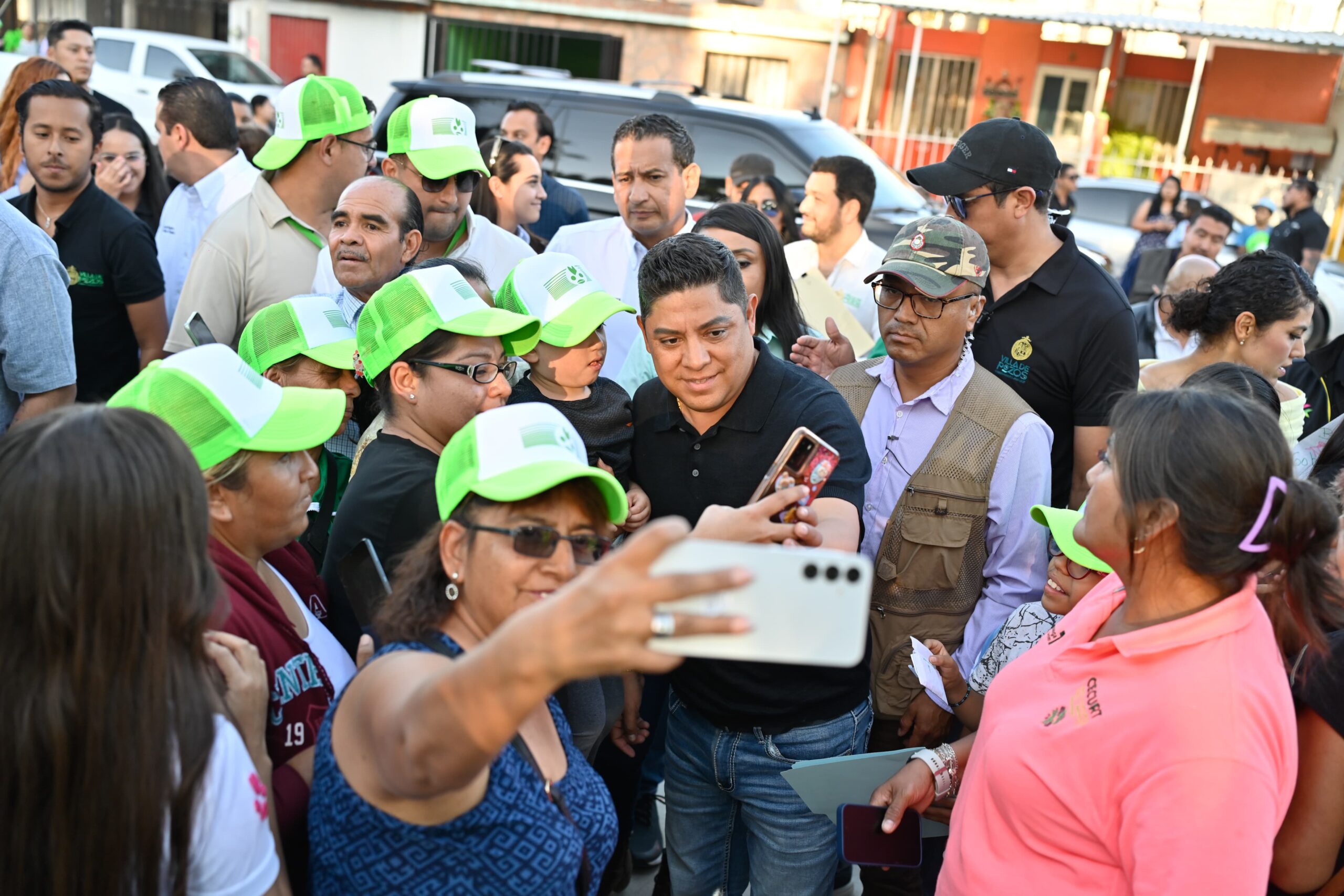 RICARDO GALLARDO LLEVA MÁS OBRA DE INFRAESTRUCTURA A VILLA DE POZOS