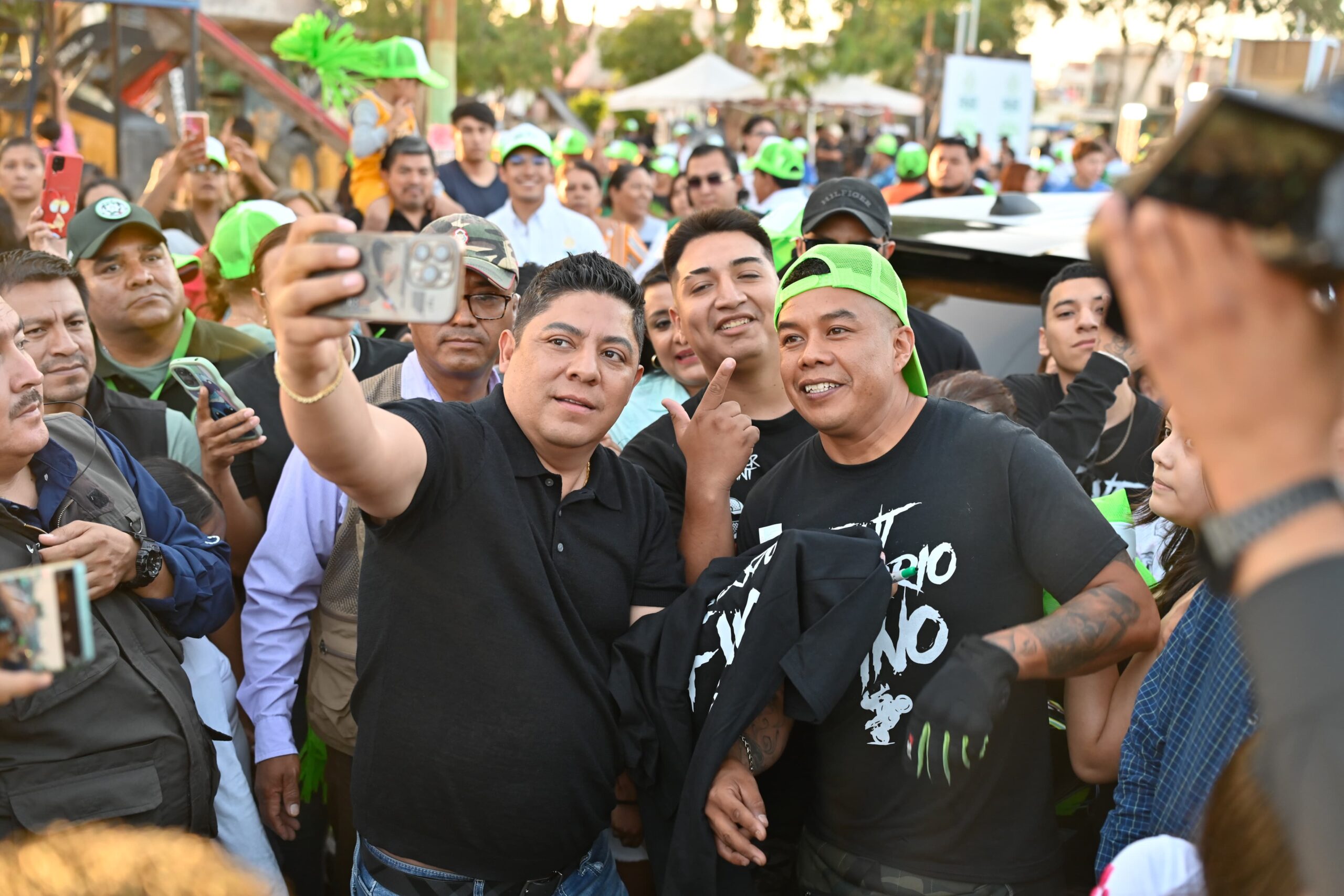 RICARDO GALLARDO LLEVA MÁS OBRA DE INFRAESTRUCTURA A VILLA DE POZOS