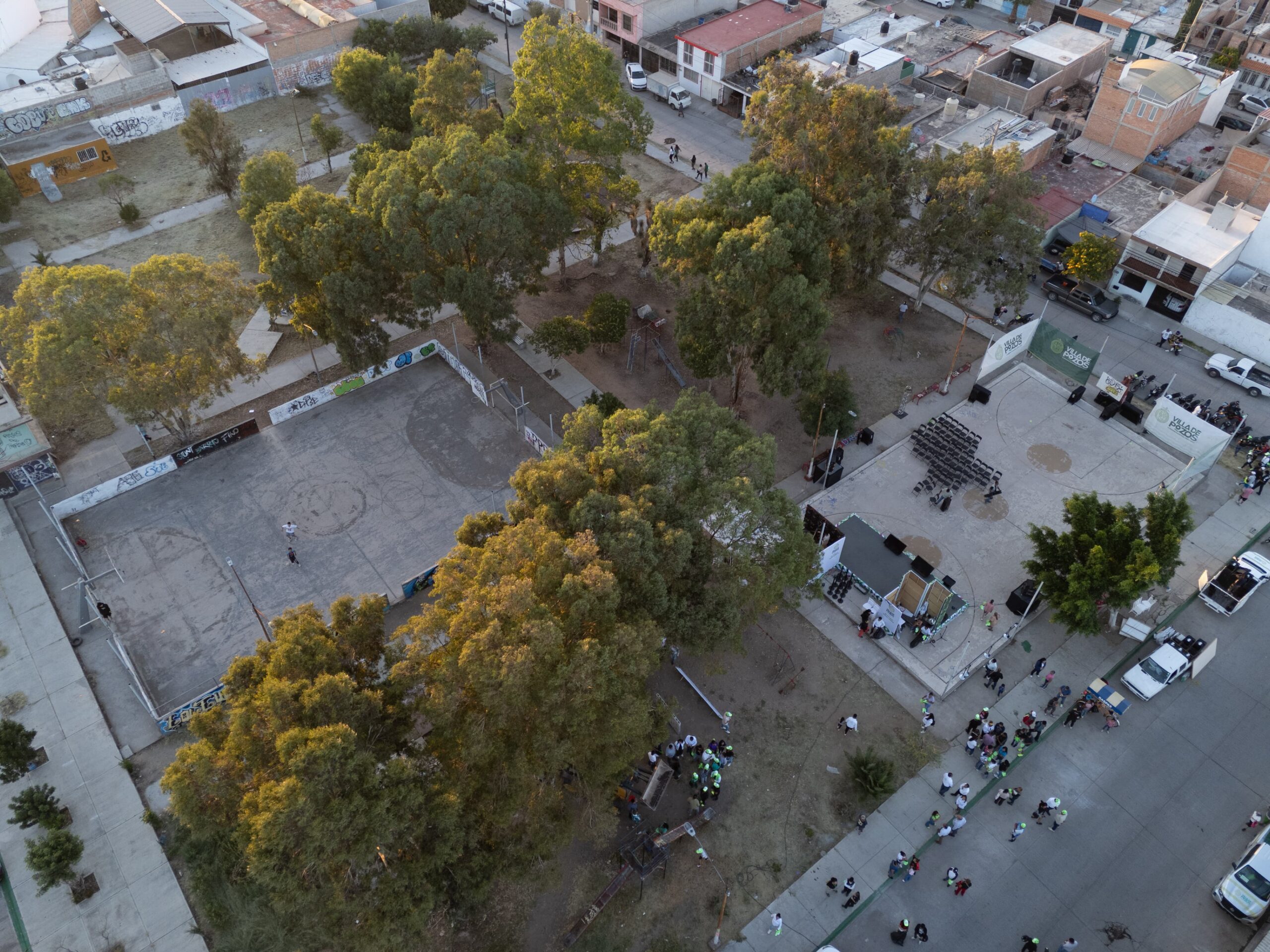 RICARDO GALLARDO LLEVA MÁS OBRA DE INFRAESTRUCTURA A VILLA DE POZOS