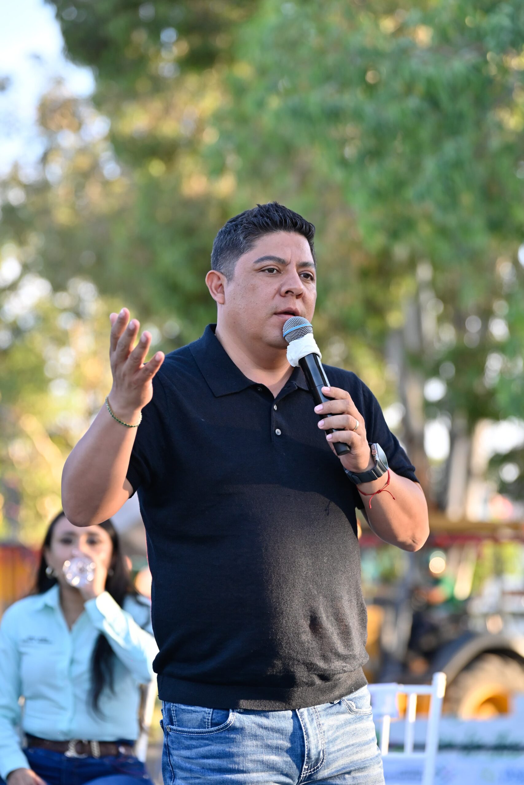 RICARDO GALLARDO LLEVA MÁS OBRA DE INFRAESTRUCTURA A VILLA DE POZOS