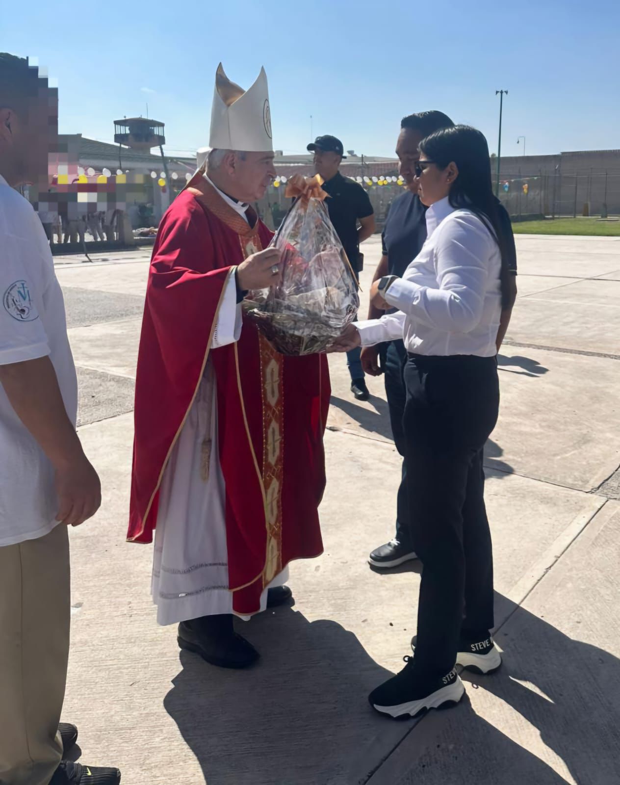 ARZOBISPO DE SAN LUIS POTOSÍ, REALIZA NUEVA VISITA EN EL CENTRO PENITENCIARIO DE LA PILA