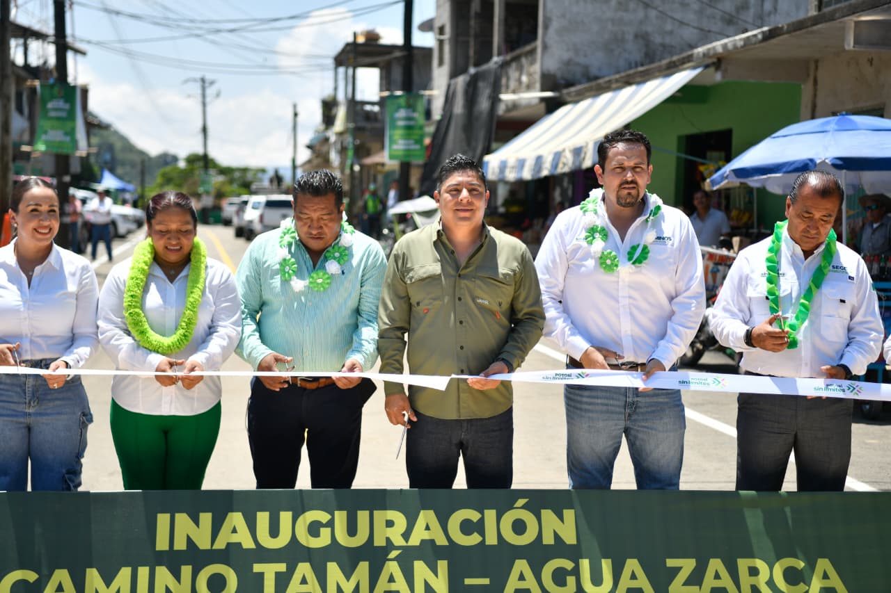 RICARDO GALLARDO RESTITUYE MOVILIDAD Y EQUIDAD EDUCATIVA EN LA HUASTECA