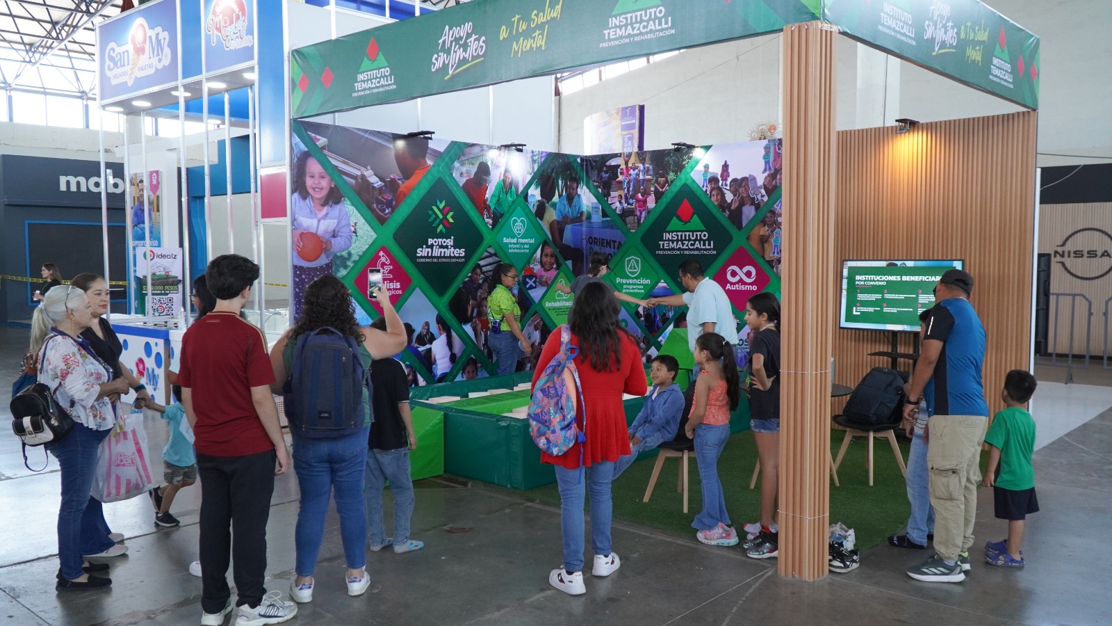 MÁS DE MIL PERSONAS RECIBEN ATENCIÓN EN SALUD MENTAL EN STAND DE TEMAZCALLI