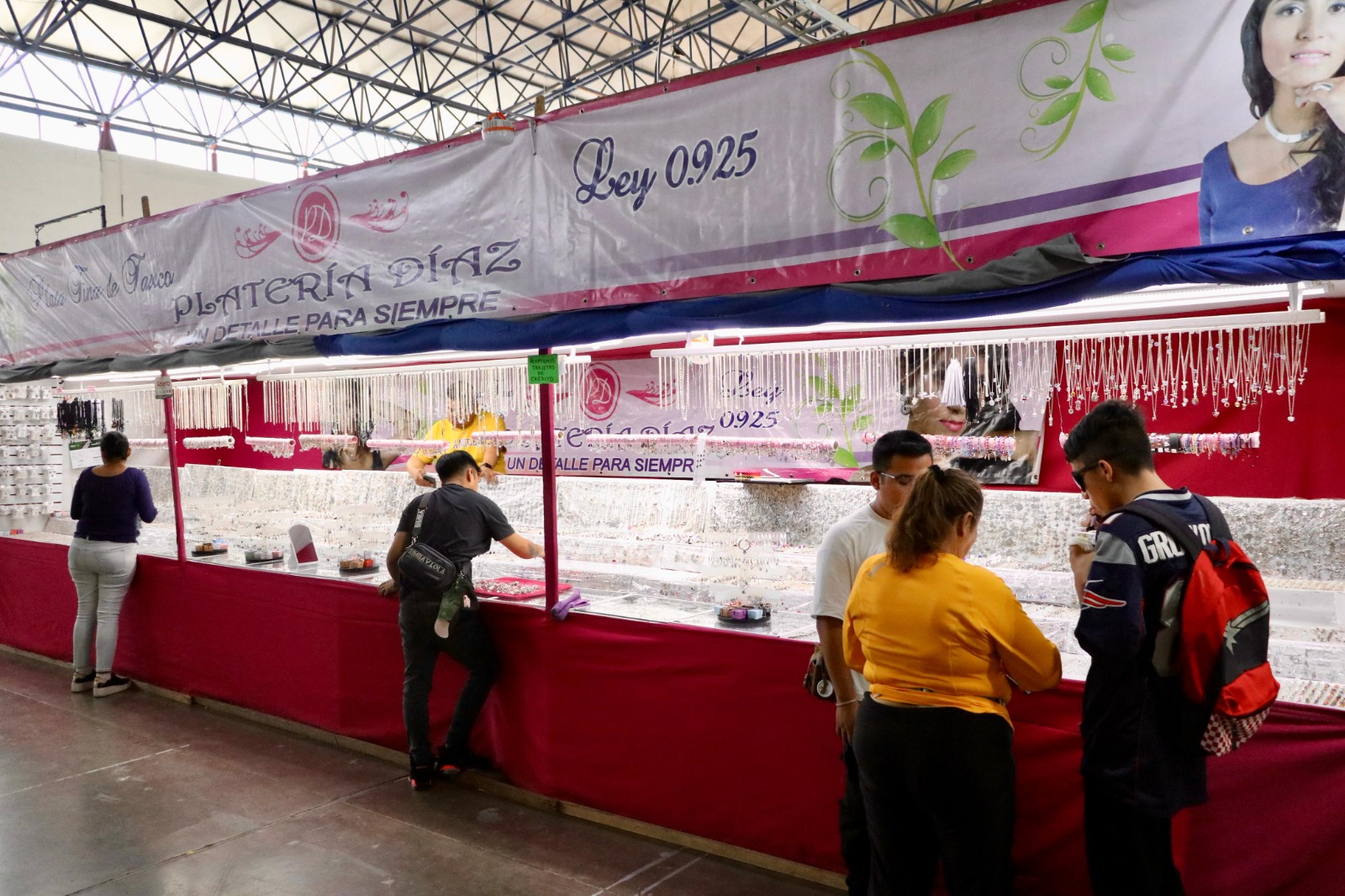 RÉCORD HISTÓRICO DE VENTAS EN EL PABELLÓN COMERCIAL DE LA FENAPO 2025