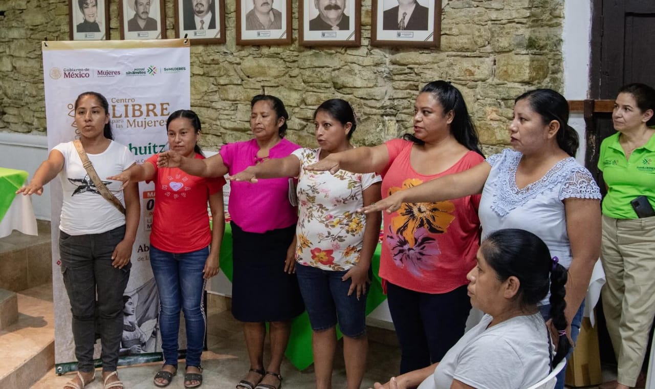 ESTADO FIRMA ACUERDOS CON MUNICIPIOS PARA FORTALECER APOYO A LAS MUJERES