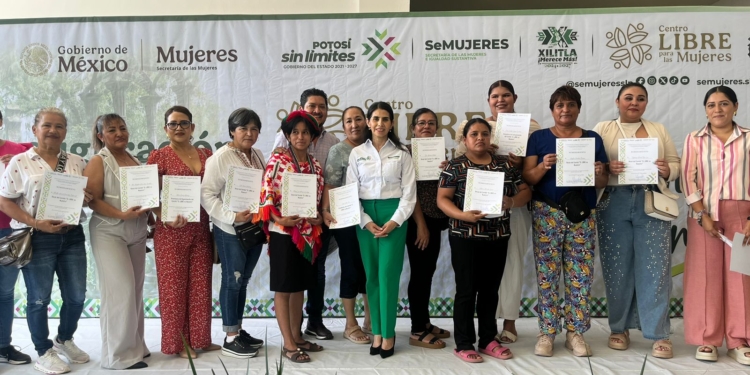 ESTADO FIRMA ACUERDOS CON MUNICIPIOS PARA FORTALECER APOYO A LAS MUJERES