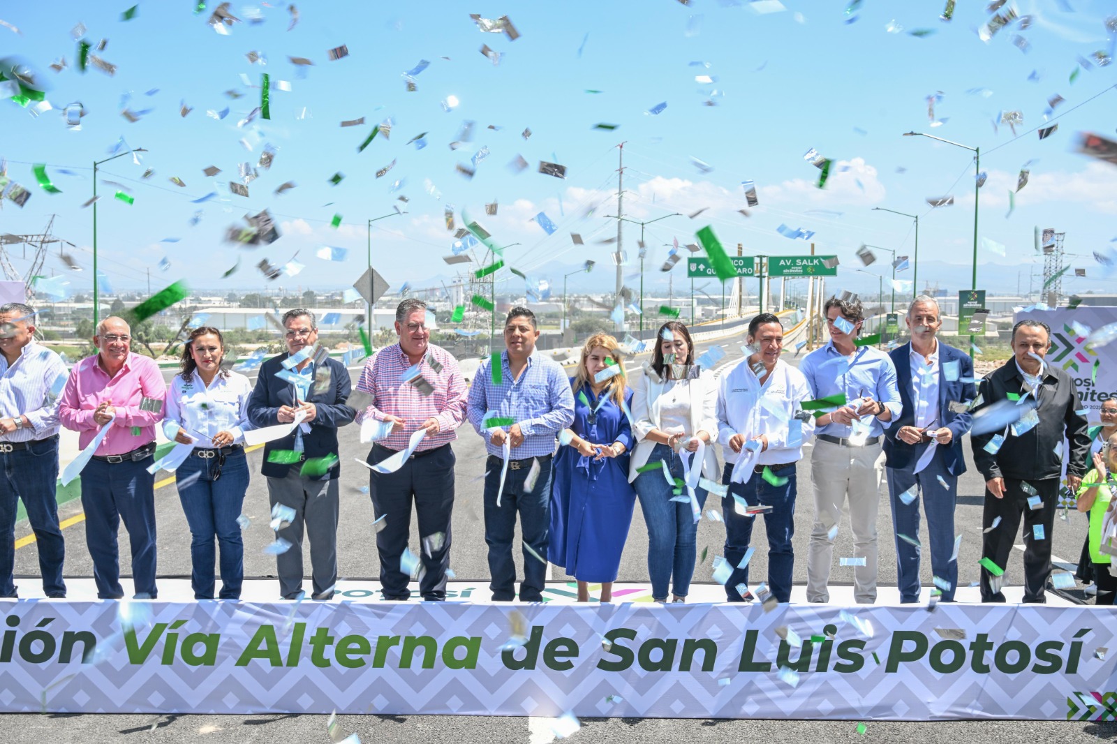 RICARDO GALLARDO LE CUMPLE A POTOSINOS AL ENTREGAR VÍA ALTERNA