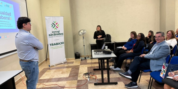 SAN LUIS FORTALECE VIGILANCIA SANITARIA CON CONGRESO DE FARMACOVIGILANCIA
