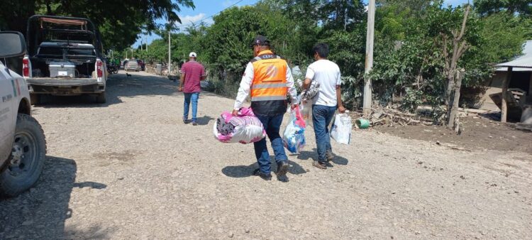 GOBIERNO ESTATAL FORTALECE AYUDA A FAMILIAS AFECTADAS EN LA HUASTECA