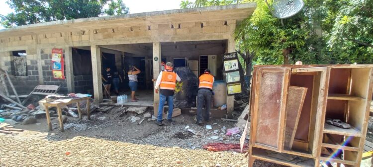 GOBIERNO ESTATAL FORTALECE AYUDA A FAMILIAS AFECTADAS EN LA HUASTECA