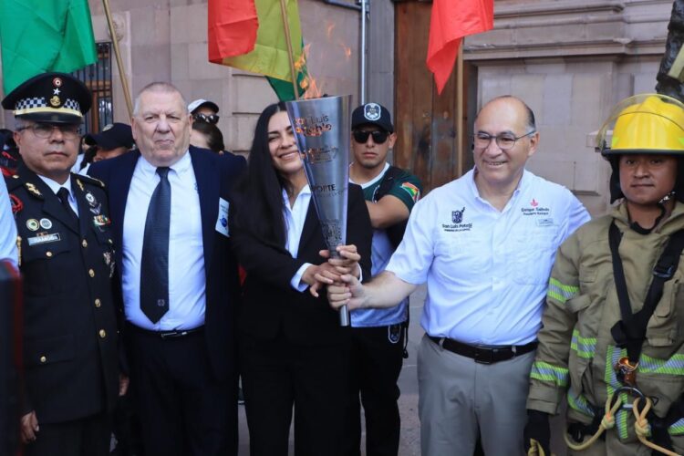 Inaugura el Alcalde Enrique Galindo los XII Juegos Latinoamericanos de Policías y Bomberos