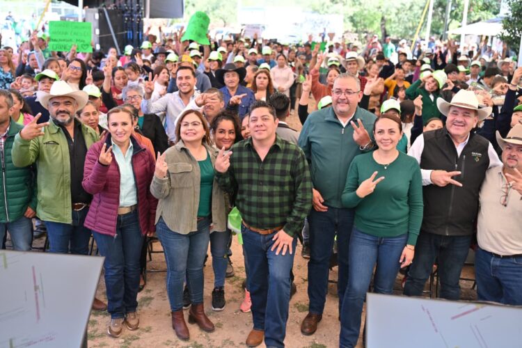 RICARDO GALLARDO BRINDA APOYO SIN LÍMITES A LAGUNILLAS Y SUS COMUNIDADES