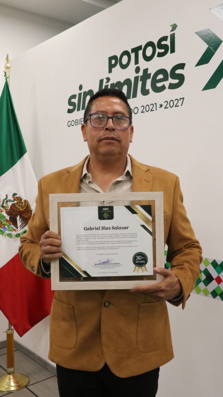 GABRIEL BLAS SALAZAR: 30 AÑOS DE TRAYECTORIA EN EL ÁMBITO DE LA SEGURIDAD ESTATAL