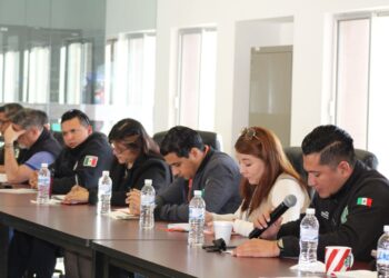 👮🏻‍♂️🫡La proximidad con la población se fortalece a través de acciones firmes y permanentes que realiza diariamente la #GuardiaCivilEstatal.