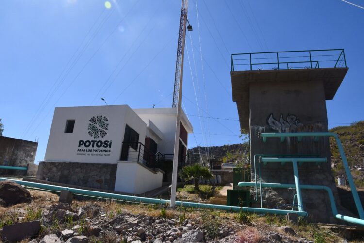 ESTADO BRINDA MANTENIMIENTO AL SISTEMA DE AGUA EN ESCALERILLAS