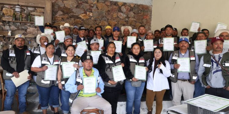 TRANSPORTE PÚBLICO SE FORTALECE CON CAPACITACIÓN EN TODO EL ESTADO