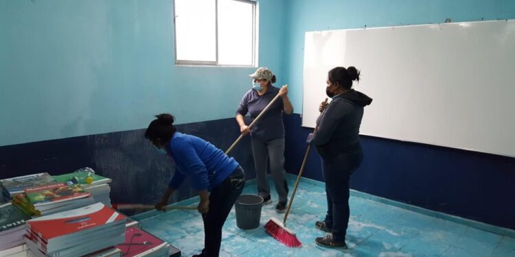 SEER DA MANTENIMIENTO A ESCUELAS DURANTE VACACIONES