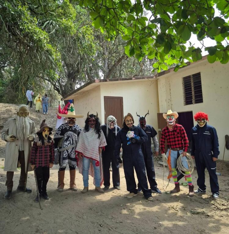 LOS DIABLOS DE LA HUASTECA POTOSINA LLEGAN AL CENTRO HISTÓRICO