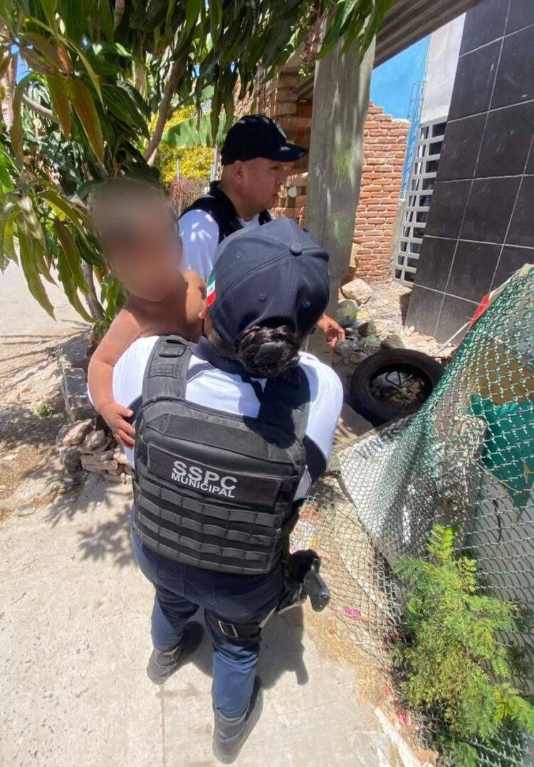 Policía de la Capital rescata a tres menores en condiciones de abandono