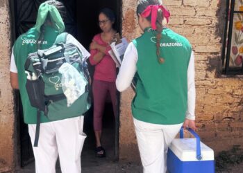 ESTADO ACERCA SERVICIOS DE SALUD A HOGARES DE SANTA MARÍA DEL RÍO