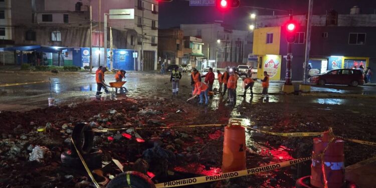 Oportuna intervención del Gobierno de la Capital en Urbano Villalón ante las fuertes lluvias