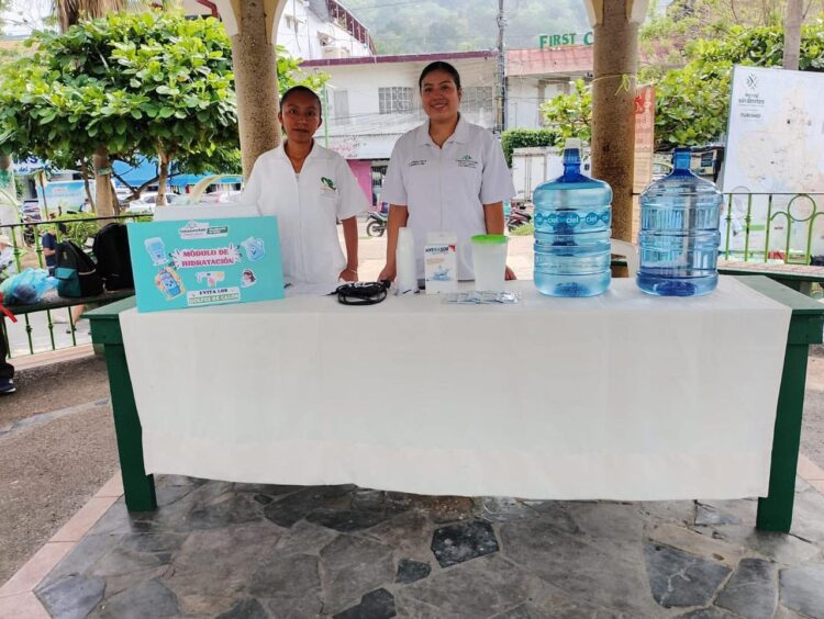 GOBIERNO ESTATAL REFUERZA PREVENCIÓN CON PUNTOS DE HIDRATACIÓN EN LA HUASTECA