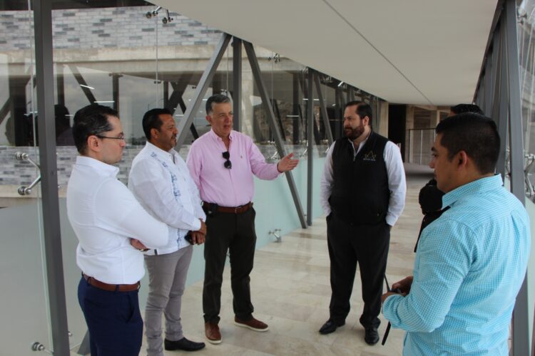 SAN LUIS FORTALECE SALUD Y ECONOMÍA CON PROYECTOS DE ALTA ESPECIALIDAD