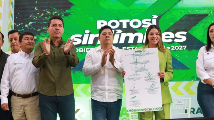RICARDO GALLARDO BRINDARÁ BECAS EDUCATIVAS A HIJAS E HIJOS DE LOS TRABAJADORES