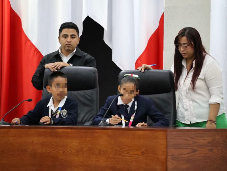GOBIERNO ESTATAL IMPULSA PARTICIPACIÓN INFANTIL CON VOZ Y FORMACIÓN CÍVICA