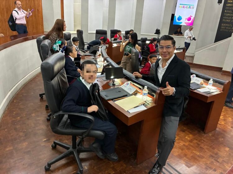 GOBIERNO ESTATAL IMPULSA PARTICIPACIÓN INFANTIL CON VOZ Y FORMACIÓN CÍVICA